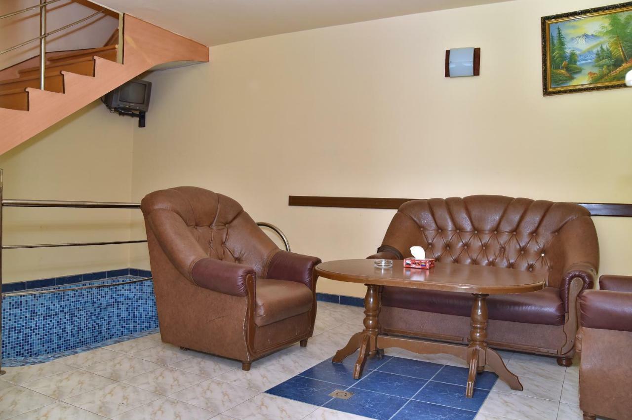Zvartnots Ojakh Hotel Jereván Kültér fotó